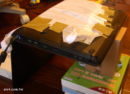 用塑膠袋和膠帶密封